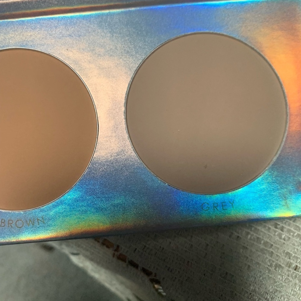 3 Shade Contour Powder Pallet - Picture 6 of 6